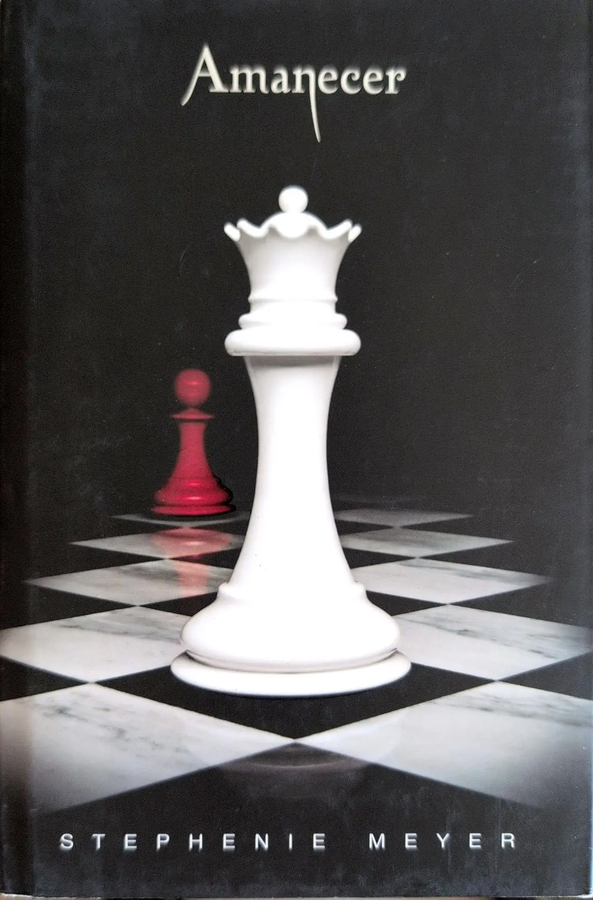 Portada de Amanecer de Stephenie Meyer