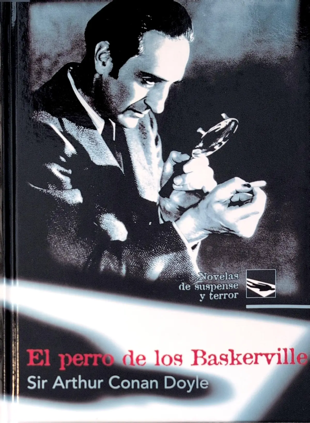 Portada de El perro de los Baskerville de Arthur Conan Doyle