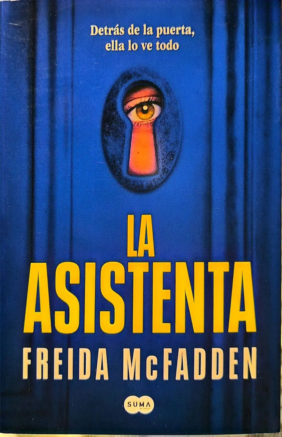 Portada de La asistenta de Freida McFadden
