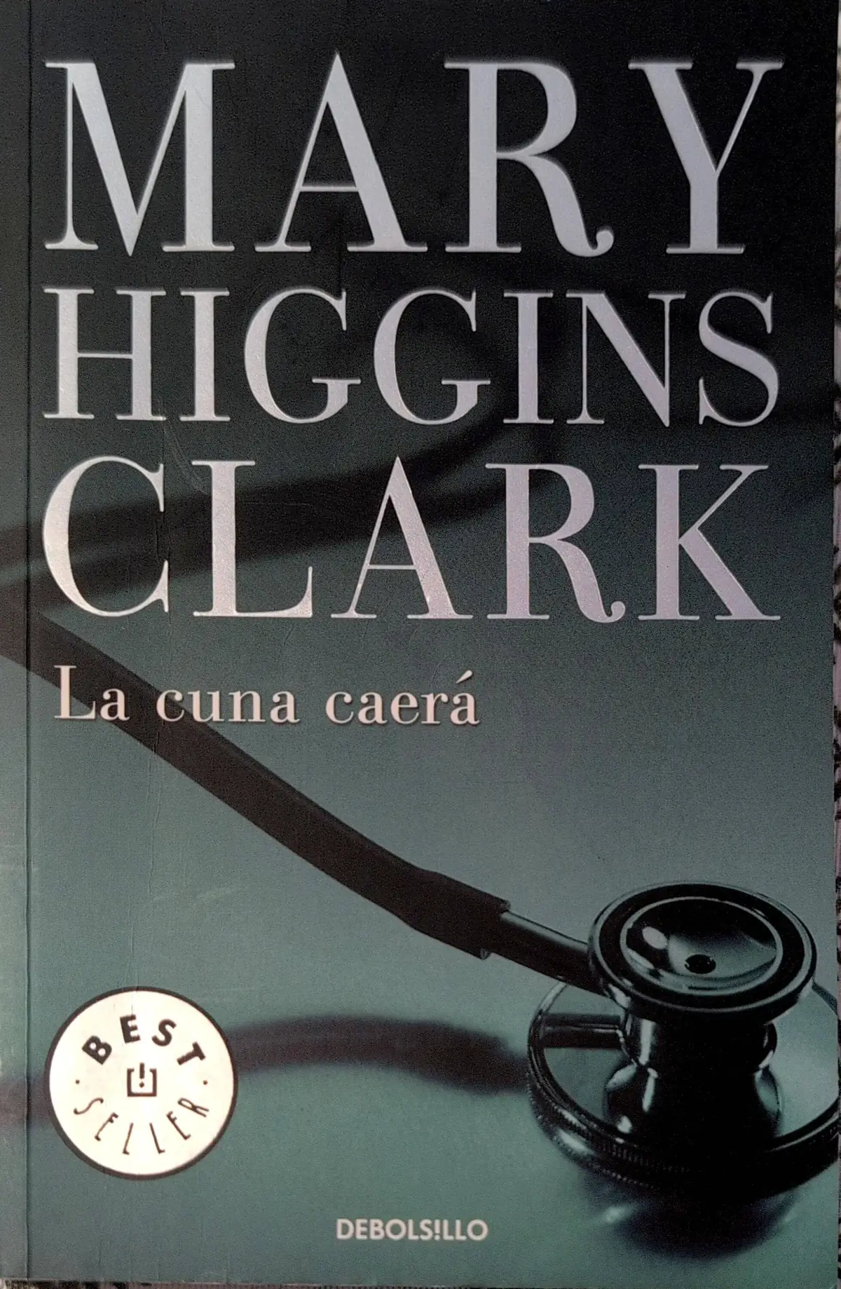 Portada de La cuna caerá de Mary Higgins Clark