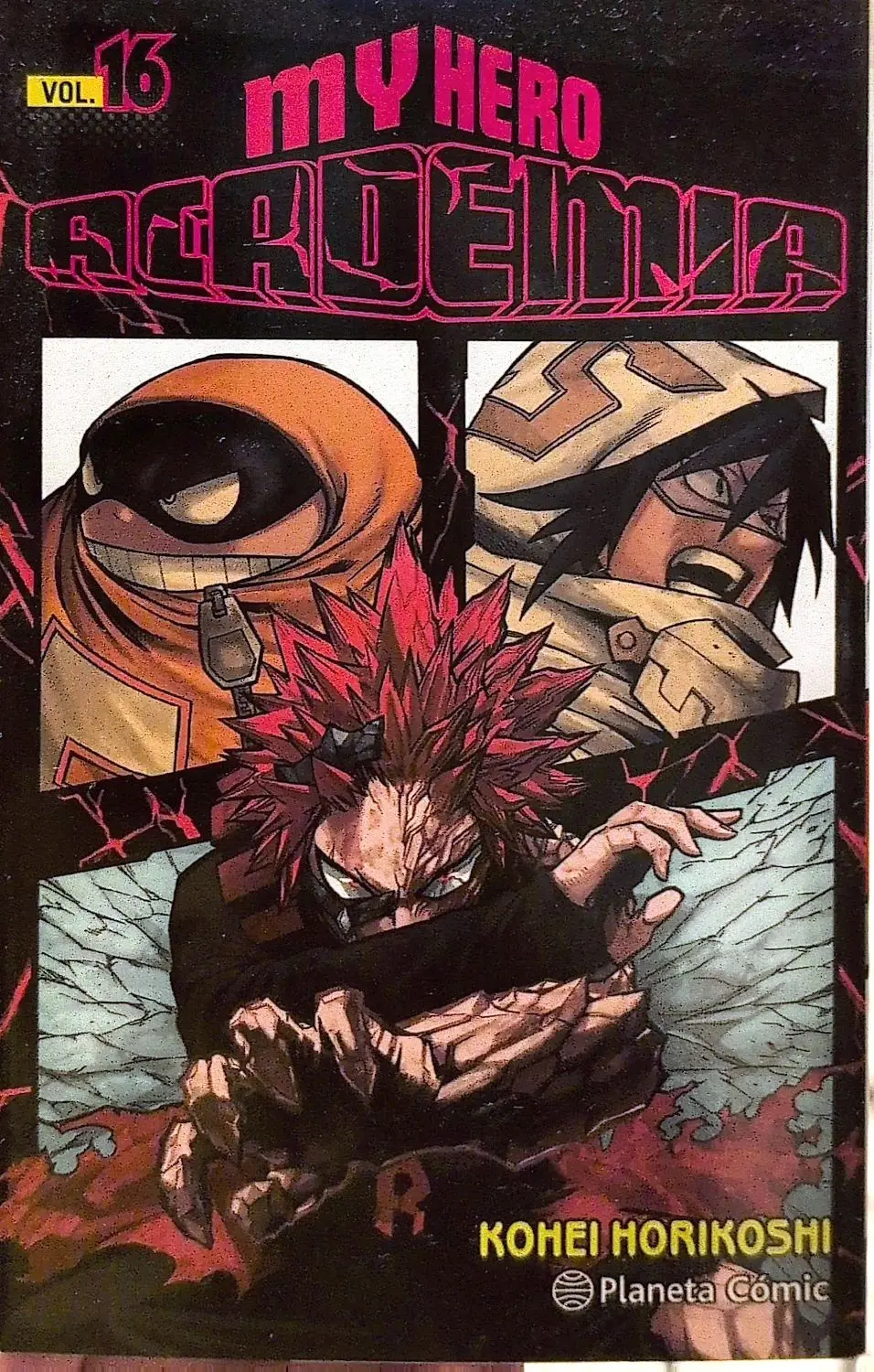 Portada de My Hero Academia 16 de Kohei Horikoshi
